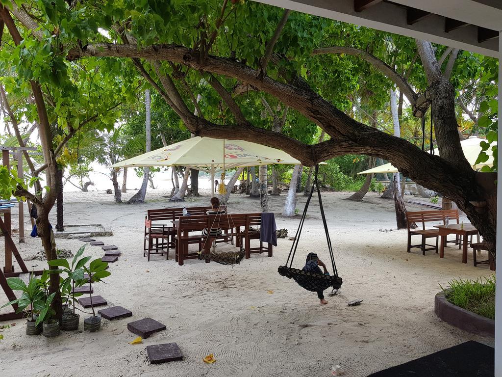 Surf Deck Hotel Thulusdhoo Luaran gambar