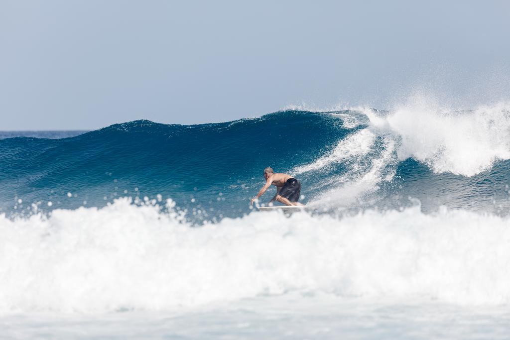Surf Deck Hotel Thulusdhoo Luaran gambar