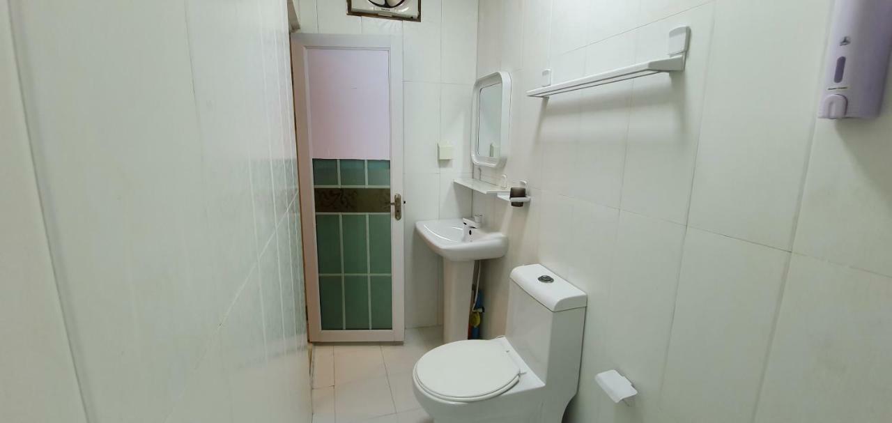 Surf Deck Hotel Thulusdhoo Luaran gambar